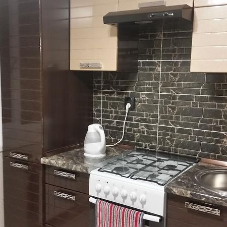Apartments On Ahmetova 4 Almaty Ngoại thất bức ảnh
