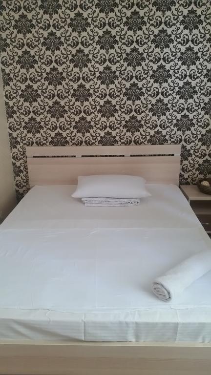 Apartments On Ahmetova 4 Almaty Ngoại thất bức ảnh